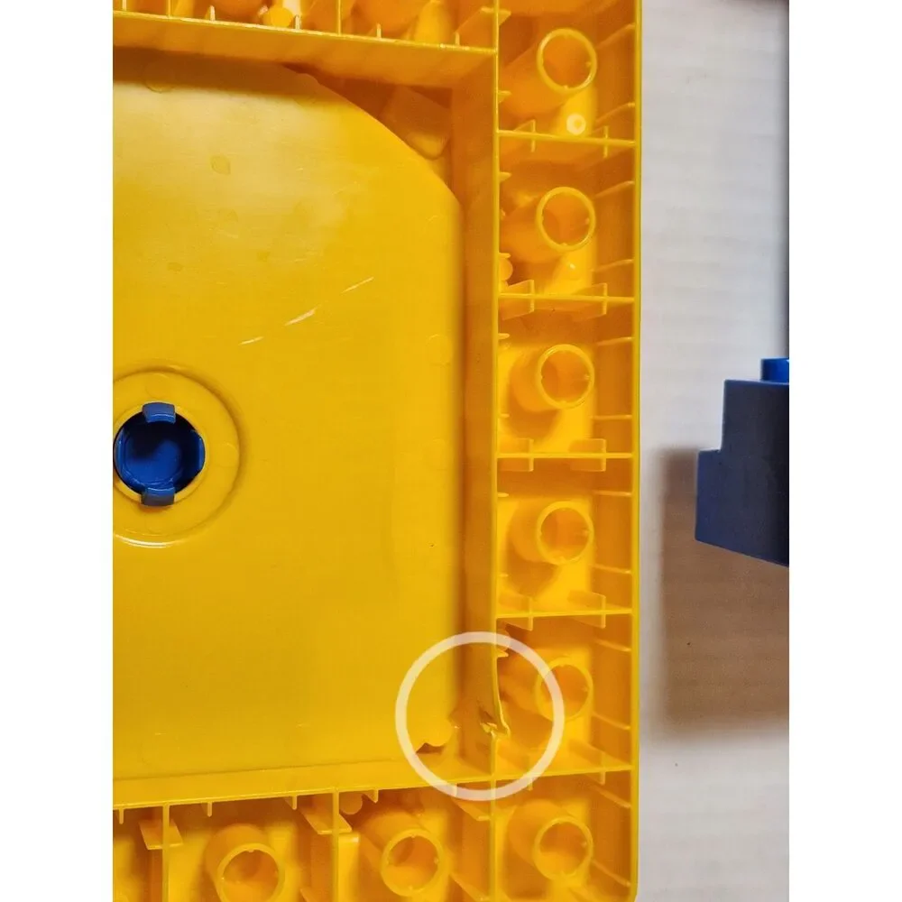 Mega Bloks Train Base & Lift Loader – Mixed Lot